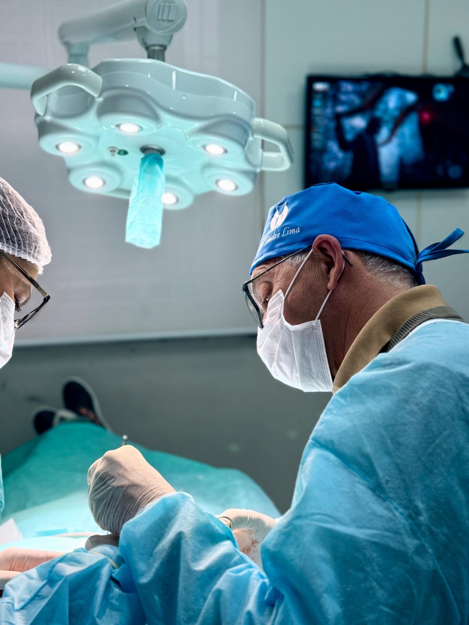 Dr. André Lima é referência em Implantes Dentários